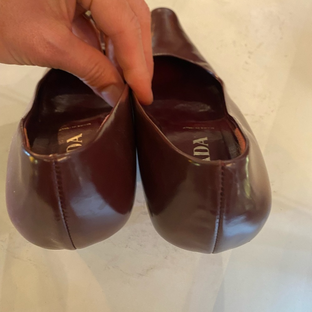 Prada burgundy low heels for woman - Picture 4 of 10